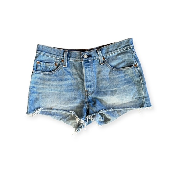 Levis Strauss & Co cut off denim jeans shorts button front Waist 28 - Picture 1 of 6
